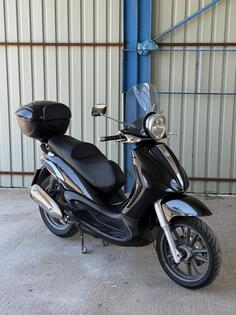 Piaggio - Beverly 250