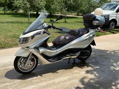 Piaggio - X 10