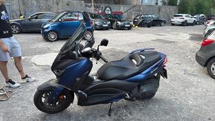 Yamaha - XMAX