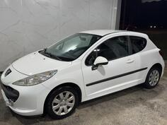 Peugeot - 207