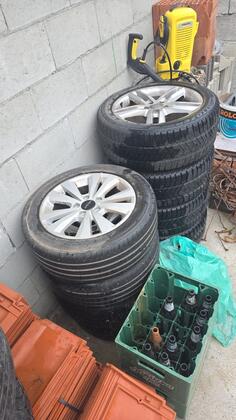 Fabričke felne i pireli gume