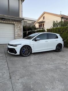 Volkswagen - Golf 8 - R 4motion