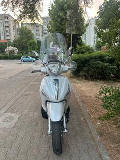 Piaggio - Beverly