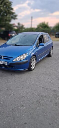 Peugeot - 307