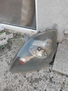 Lijevi far za Ford - Fiesta    - 2006