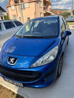Peugeot - 207 - 1.4 benzin