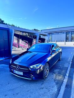 Mercedes Benz - E 220 - :