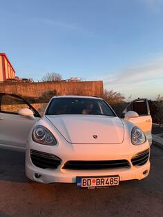 Porsche - Cayenne - 3000