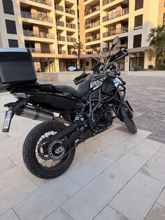 BMW - Gs 800