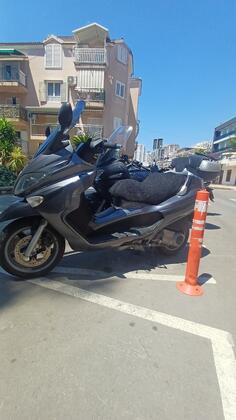 Piaggio - XEVO
