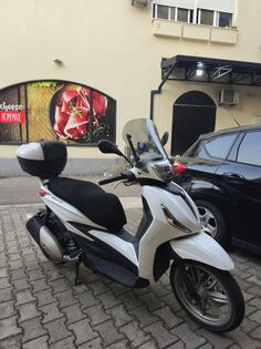 Piaggio - Beverly