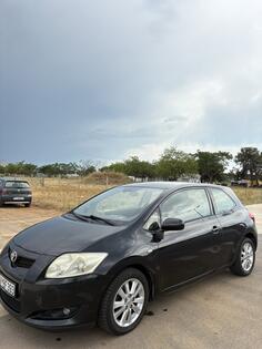 Toyota - Auris - 2.0D4D