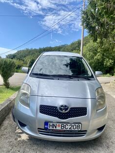 Toyota - Yaris - 1.0 VVT-I 5V TERRA PLUS