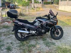 Kawasaki - gpx750r
