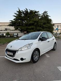 Peugeot - 208 - 1.4hdi