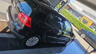 Volkswagen - Golf 5 - RABIT