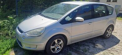 U djelovima Ford - S-Max