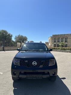 Nissan - Pathfinder - 2.5