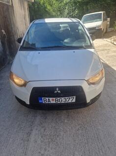 Mitsubishi - Colt - 1.3