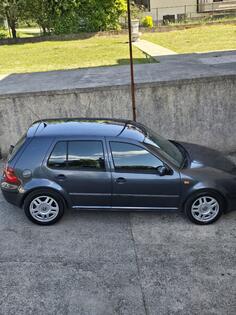 Volkswagen - Golf 4 - 1.6 SR