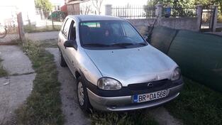 Opel - Corsa - 1.1