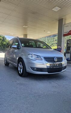Volkswagen - Touran - 2.0 TDI