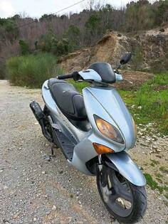Yamaha - thunder