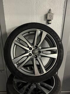 Fabričke rims and FabrickeAudiA6 tires