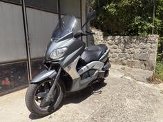 Yamaha - X-MAX