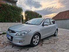 Hyundai - i30 - 1.6 benz