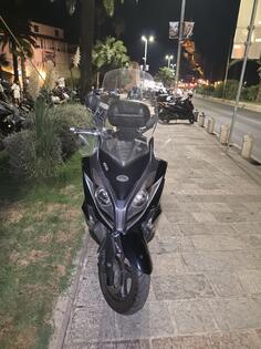 Kymco - downtown 350i