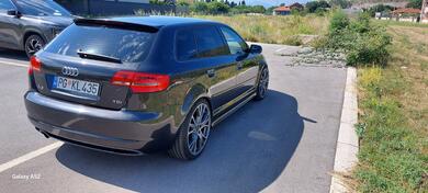Audi - A3 - 1.6 tdi s-line