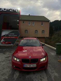 BMW - 320 - 320