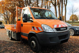 Iveco -  60C17 / L2H2 / kran kamion s ravnom platformom < 3.5t / MO3205