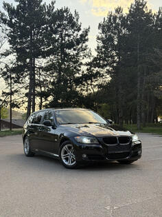 BMW - 320 - 320