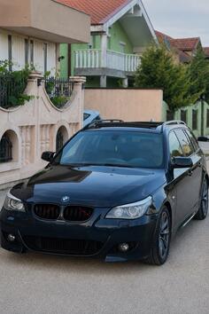 BMW - 525