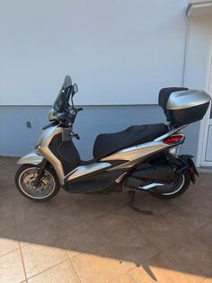 Piaggio - Beverly 300 HPE