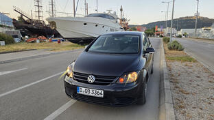 Volkswagen - Golf Plus - 1598 sm³