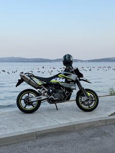 KTM - 950 Supermoto