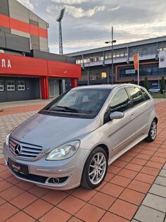 Mercedes Benz - B 180 - b 180