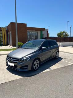Mercedes Benz - B 200 - CDI 4 MATIC