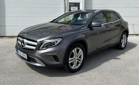 Mercedes Benz - GLA 200 - 2.2