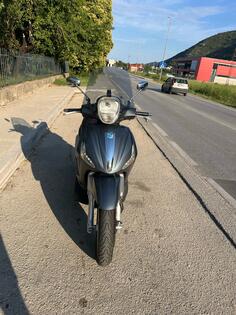Piaggio - Beverly 300