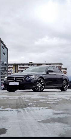 Mercedes Benz - E 220 - 4MATIC Avangarde