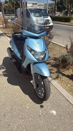Piaggio - beverly