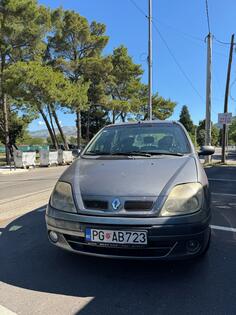 Renault - Scenic - 1.6 benzin-plin