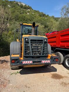Hyundai - 760