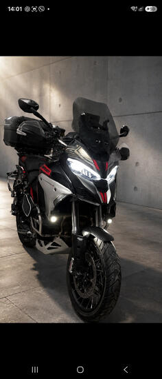 Ducati - multistrada v4 rally