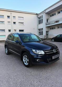 Volkswagen - Tiguan - 2.0 tdi