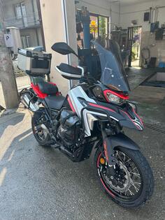 Benelli - 702x